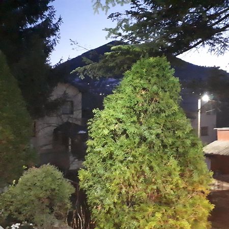 Obiteljski Apartman Borovi Visoko Luaran gambar
