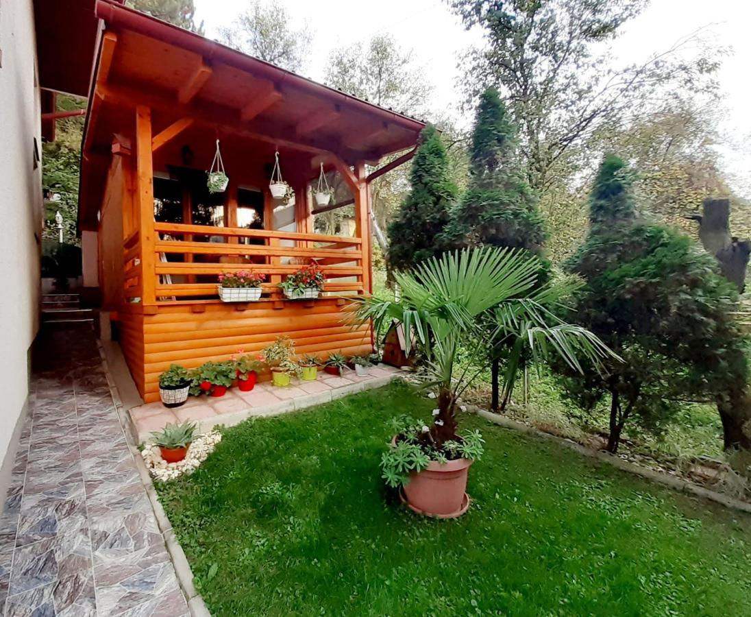 Obiteljski Apartman Borovi Visoko Luaran gambar