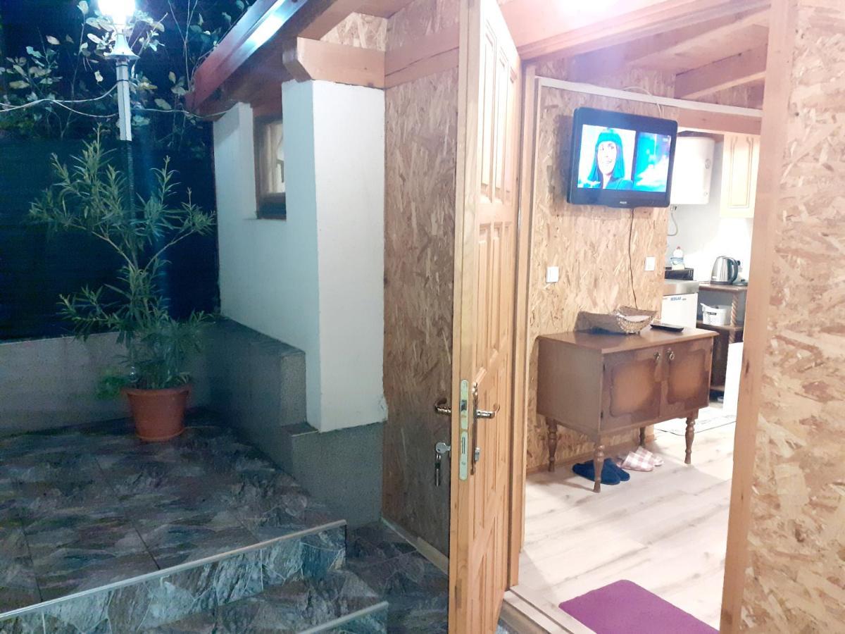 Obiteljski Apartman Borovi Visoko Luaran gambar